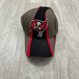 Vintage Reebok Tampa Bay Buccaneers Hat Cap OSFA Embroidered Football NFL